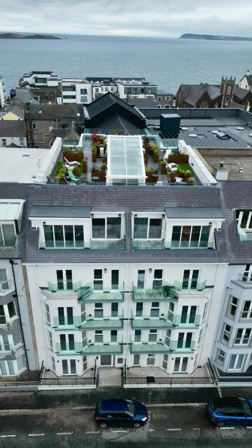 Earls Harbour Luxury Apartments - B&B