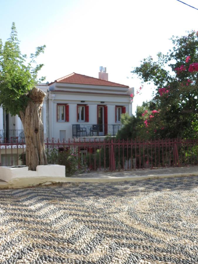 Rodonas-Apartments - B&B