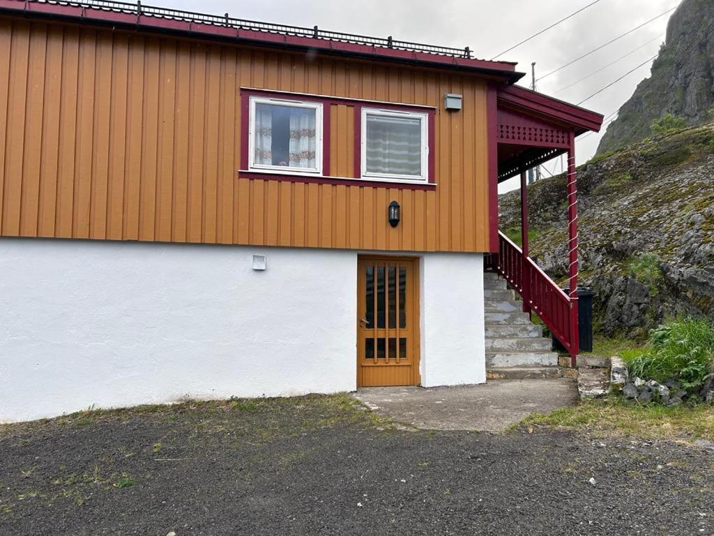 Tindselva apartment - B&B Sørvågen