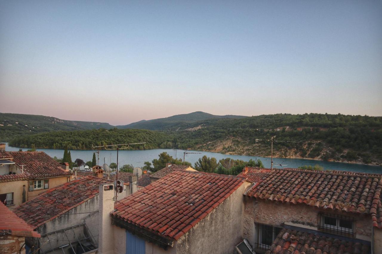 Lake View and Sheltered Terrace - B&B Bauduen
