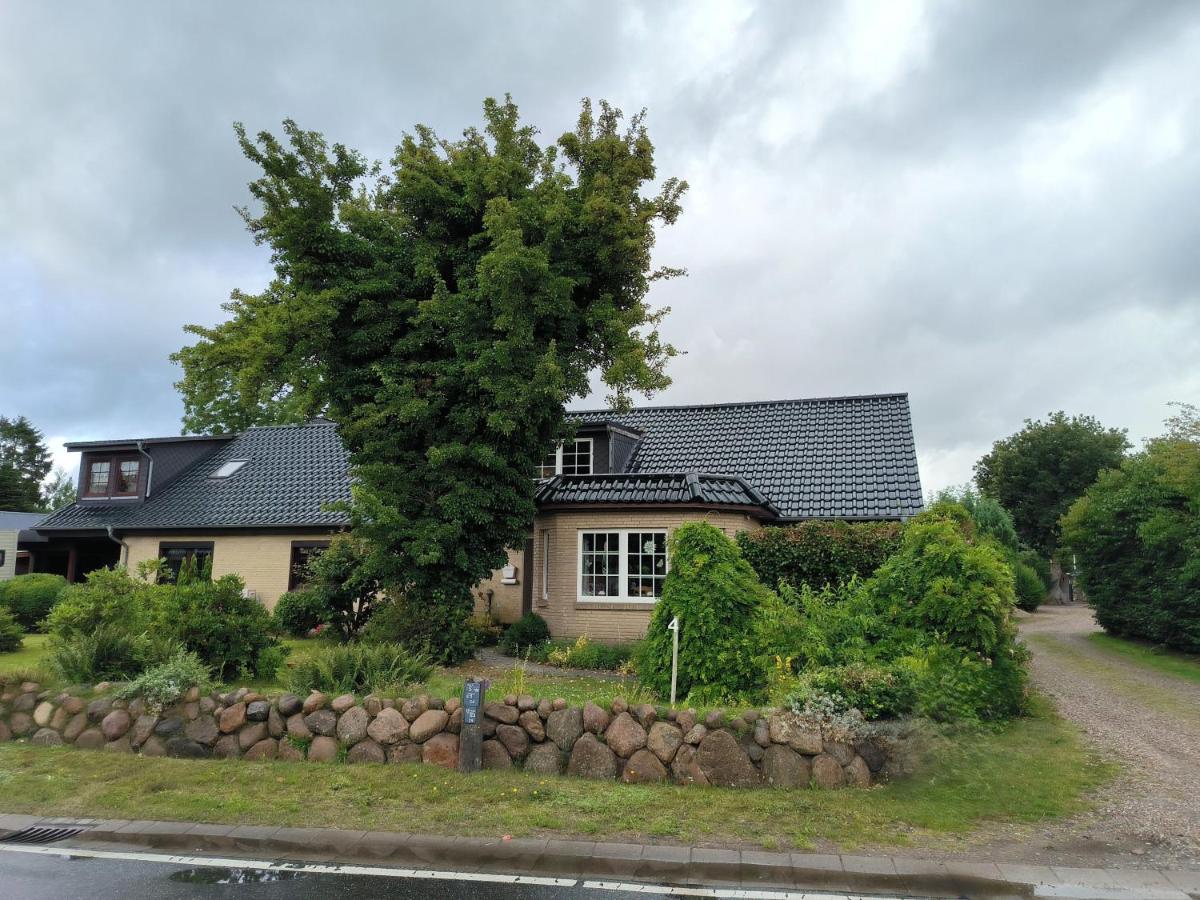 Ferienwohnung Hinz - Gemütliche Unterkunft für 2 Personen mit modernem Bad - B&B Ellingstedt
