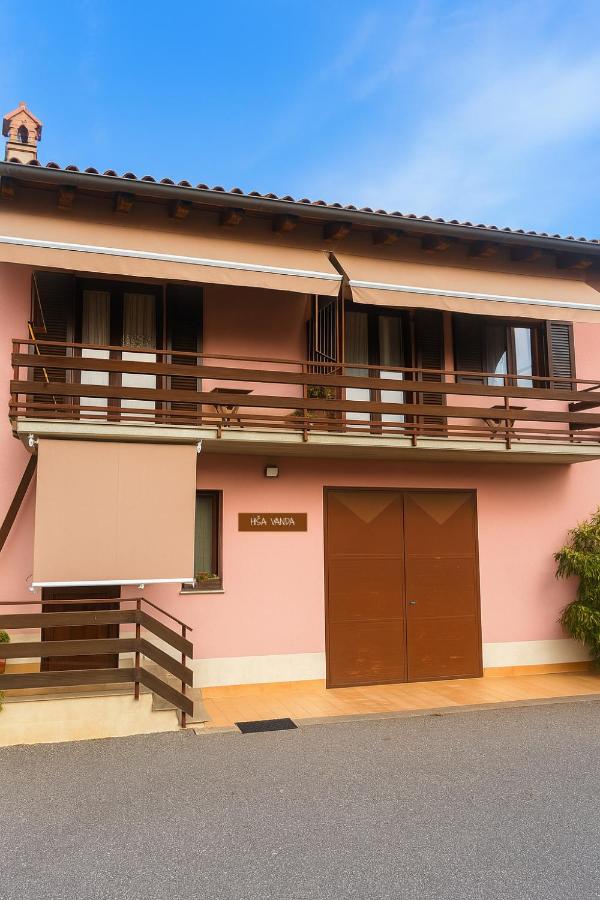 Hiša Vanda - Chambres d’hôtes Dobrovo