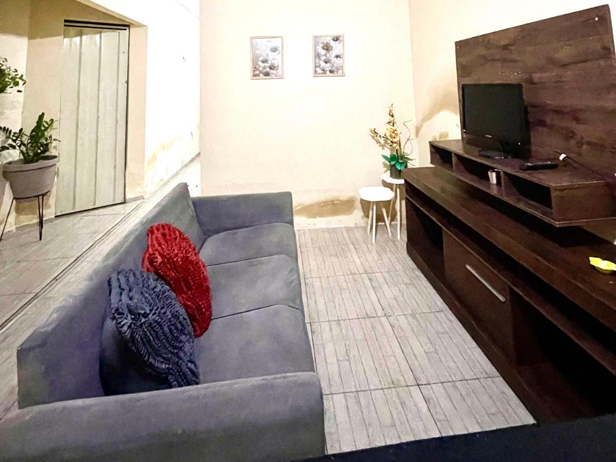 Casa Mobiliada com 4 camas e 2 quartos - B&B