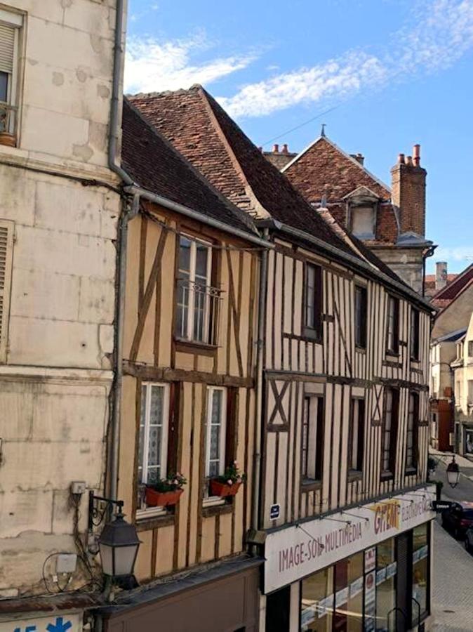 Le Jardin des Bois - 5 min to Fosse Dionne - B&B