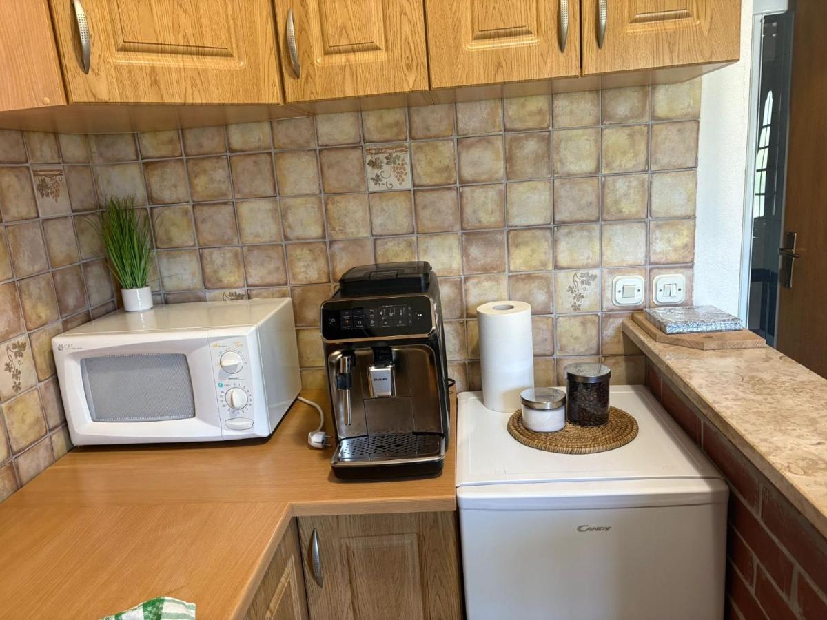 Apartment A1 Peroj - B&B Peroj