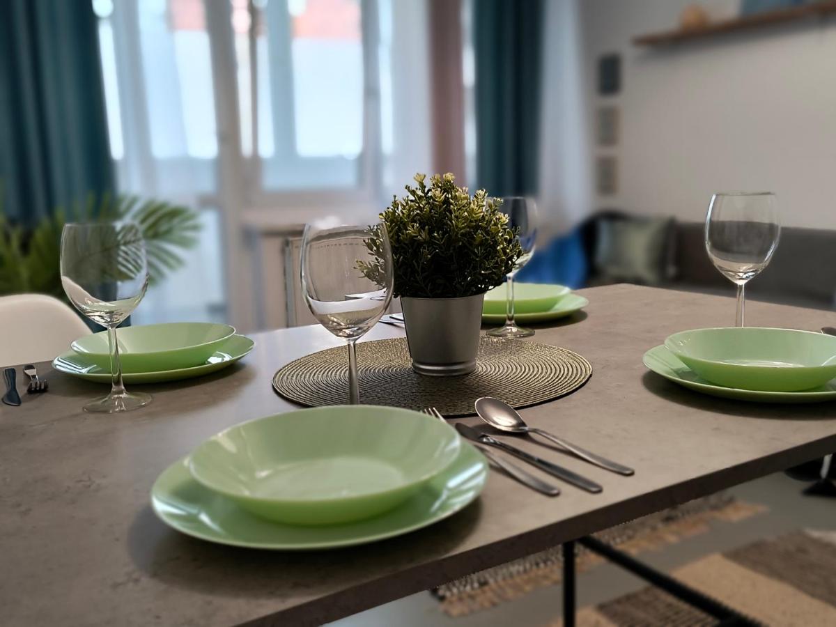 Tabago Studio 36 Brzeg Chopina - B&B Brzeg