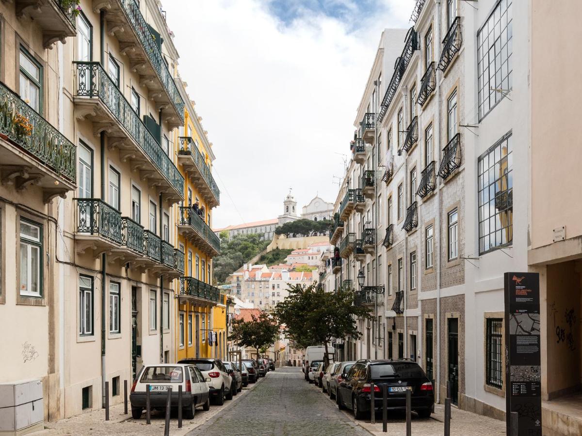 Lisbon Serviced Apartments - Castelo S. Jorge - B&B Lisbona