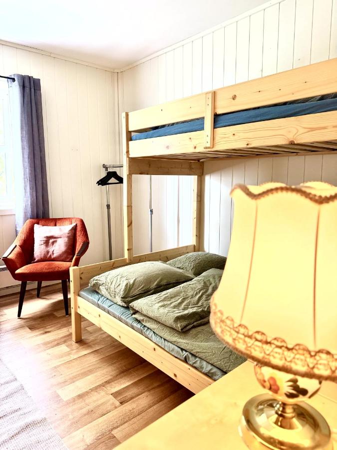 Camera Familiare con Bagno in Comune