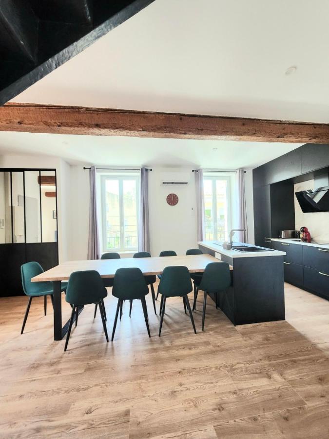 Grand T4 lumineux 200 m du port - B&B