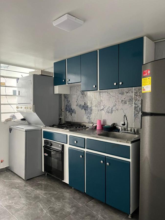 Hostel Titan Plaza Cll 80 - Ferienwohnung Bogotá