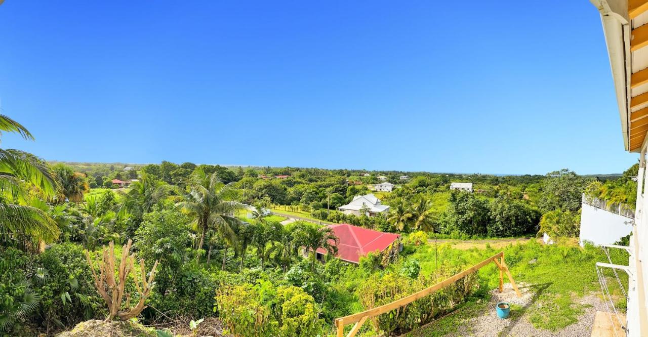 Villa Lauréal - Bed and Breakfast Grand-Bourg