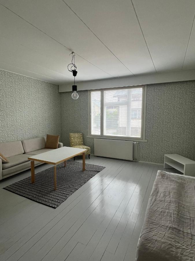 Kaksio keskustan tuntumassa - B&B Pori