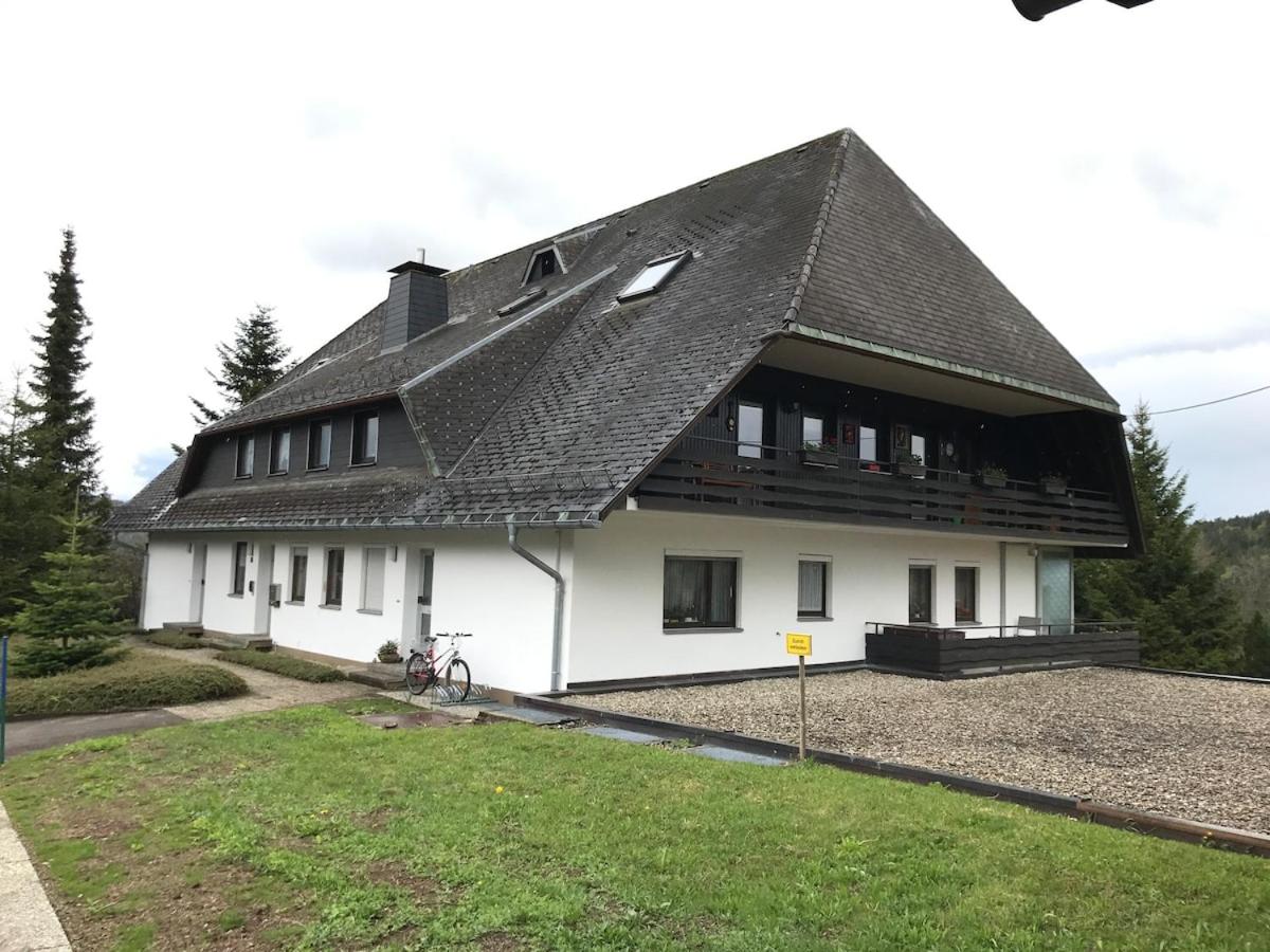 Beautiful apartment & pool Black Forest Häusern 5 people - B&B