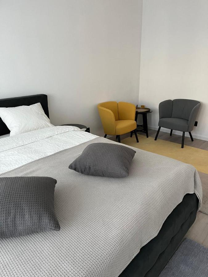 Oni Liberty apartament - B&B Cluj-Napoca