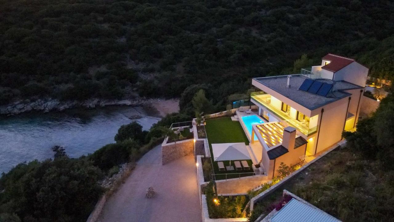 Villa Kukurina - luxury service with view - B&B