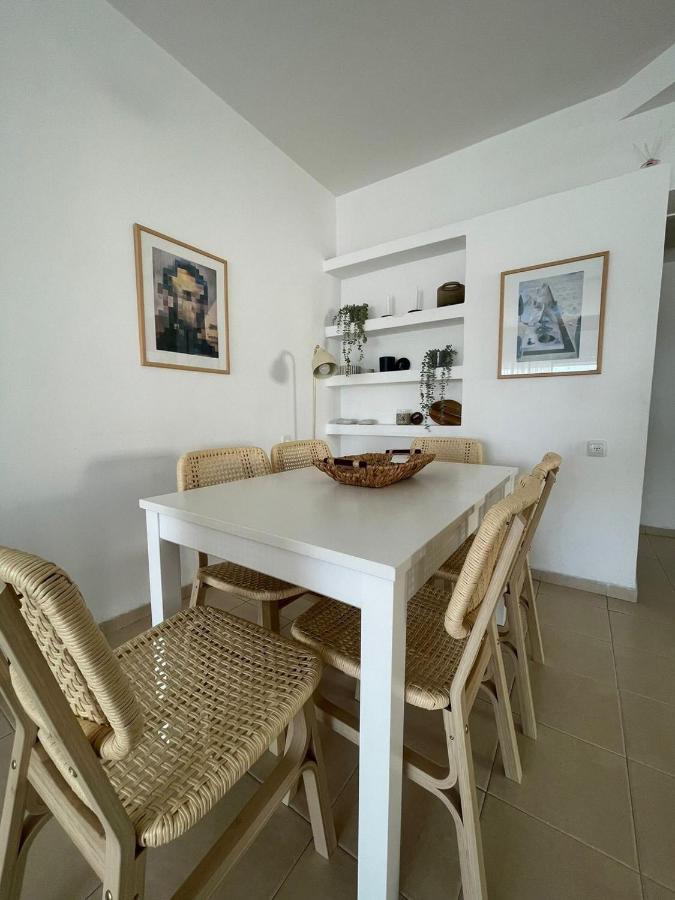 HARDUF3 - Stylish 3BD - Sea View - Private Parking - B&B Haifa