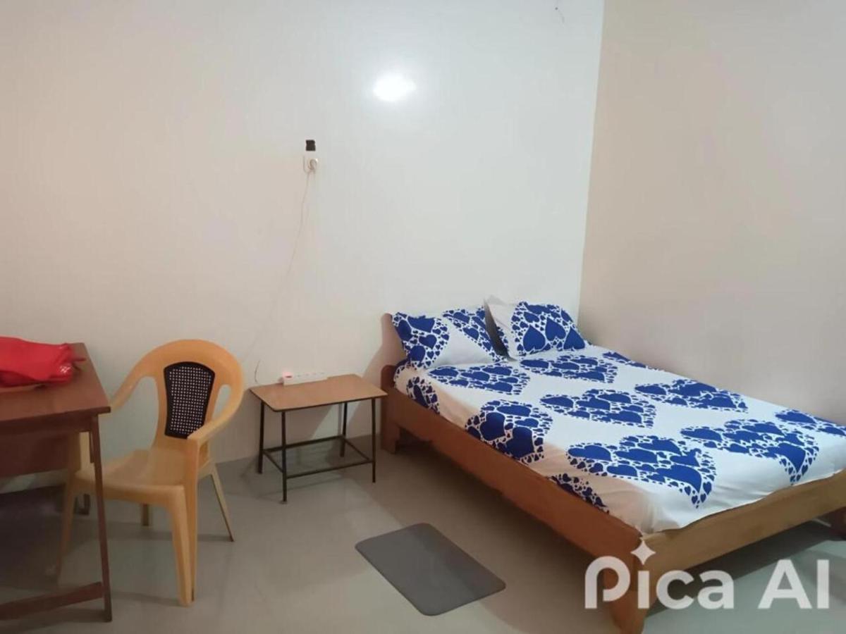 One-Bedroom Deluxe Apartment