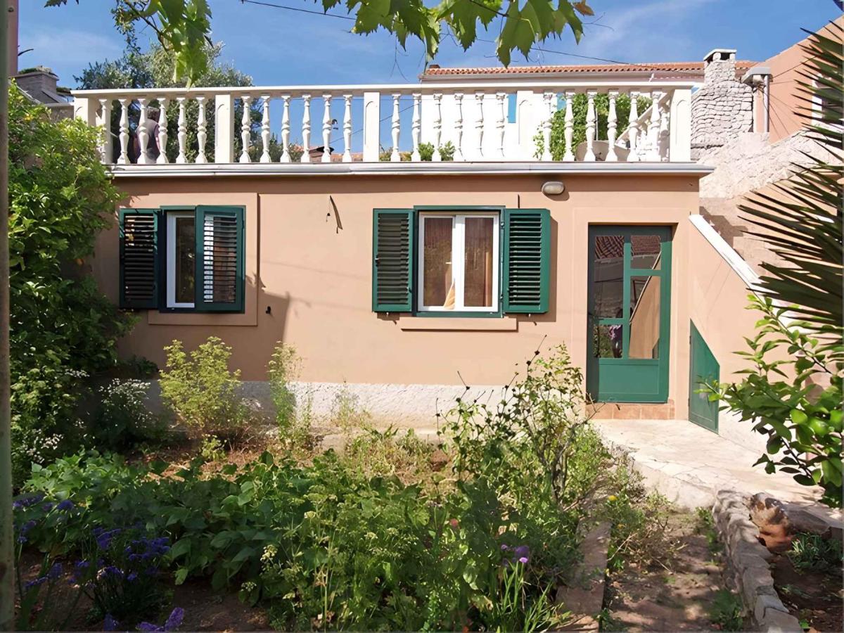 Apartment in Veli Losinj 14995 - Ferienwohnung Veli Lošinj