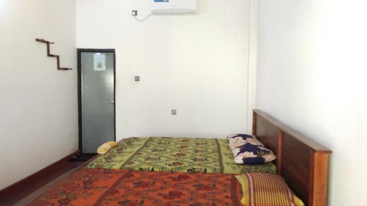 Basic Triple Room
