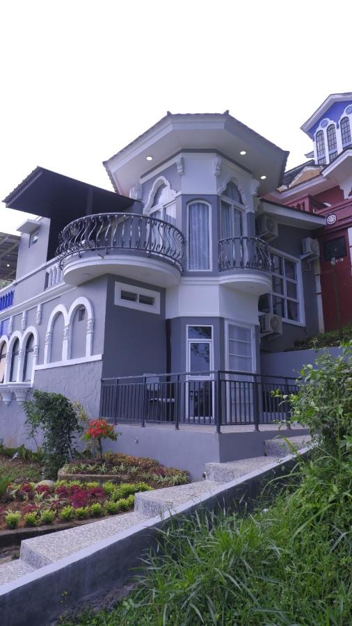 Villa Dalia Puncak CCC9-26 - B&B Cikujang