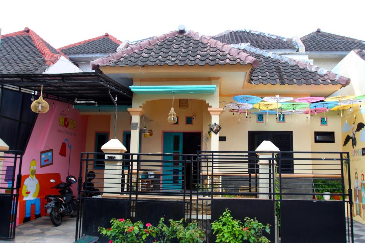 Casa de Vie Homestay - B&B Malang
