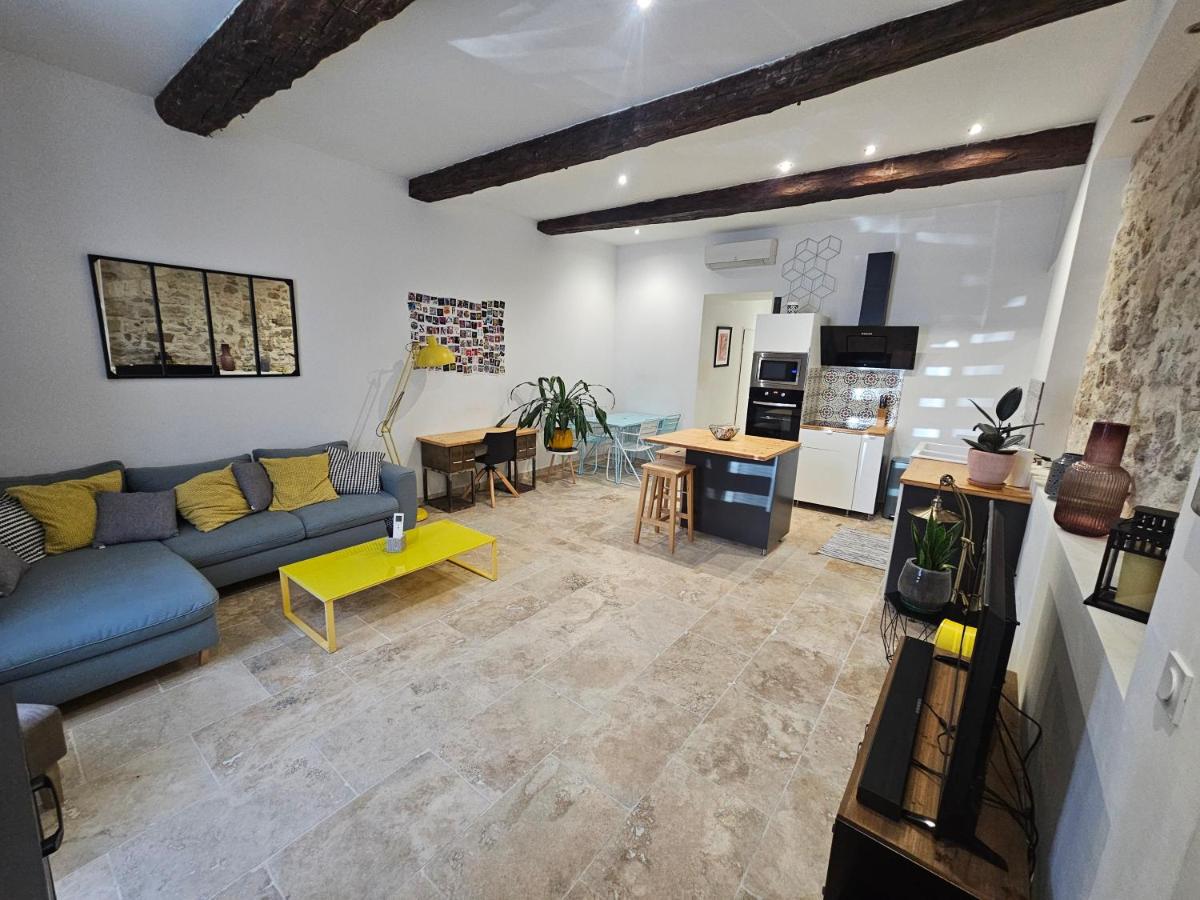 Appartement T2 charmant, calme, terrasse & parking - B&B Aviñón