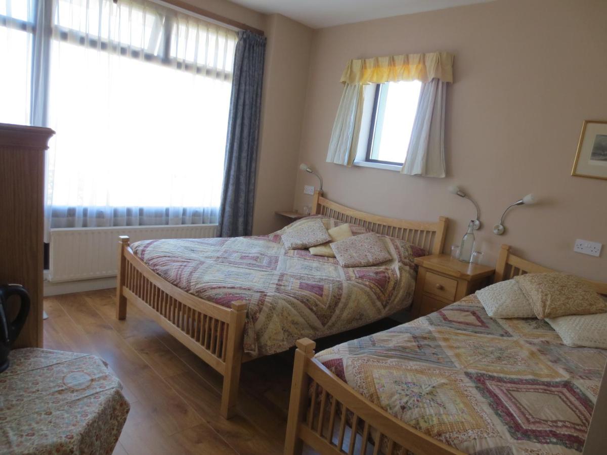Triple Room with Shower