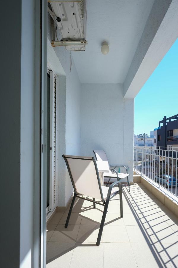 Cozy Seaside Apartment Near Rodies Beach Chalkida Escape - B&B