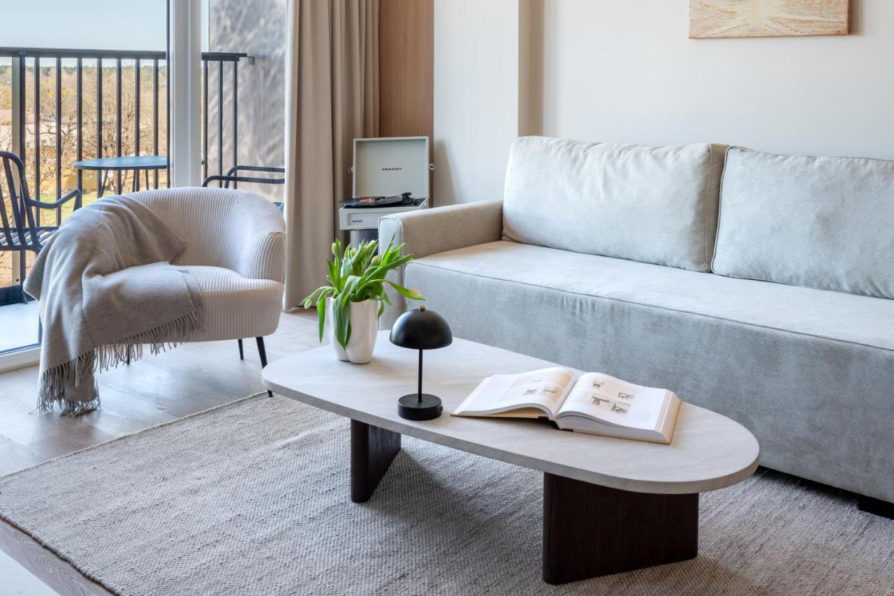 One-Bedroom Standard Apartment