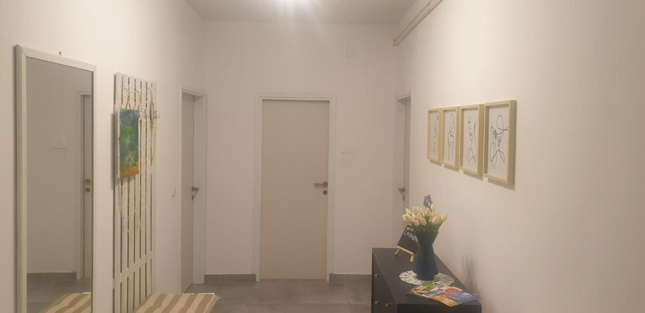 Apartment M&A - A - B&B