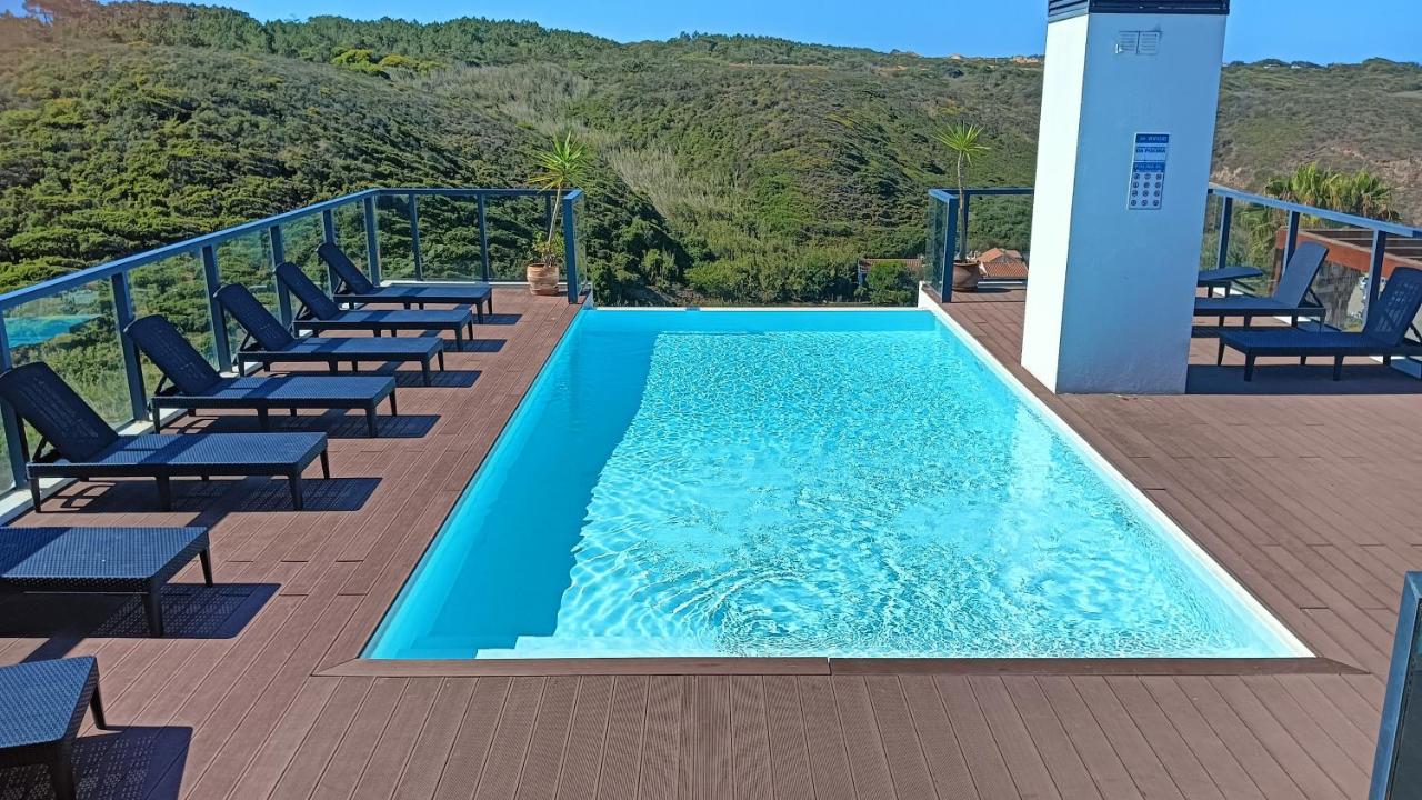 Zambujeiraseahouse - 100m da praia - Bed and Breakfast Zambujeira do Mar