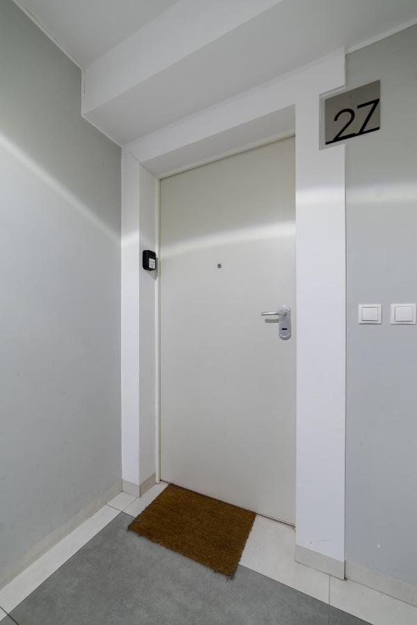 Old Town Comfort Studio by BookingHost - B&B Poznan