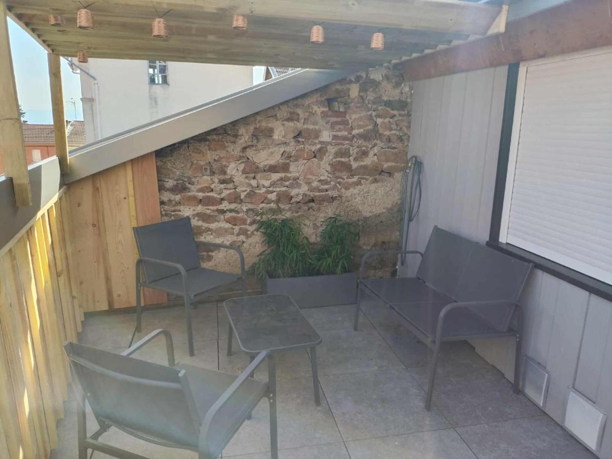 Gite Le Cocon de Soie 4 à 5 pers - Bed and Breakfast Bussières