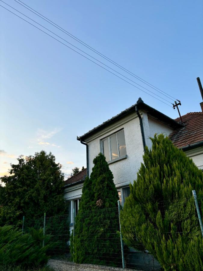 Luna Apartmán - B&B