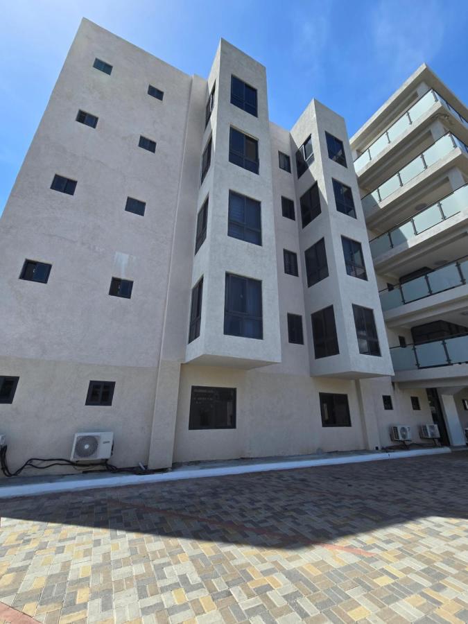 Tranquil Vibes Villa-Near AC Hotel - B&B