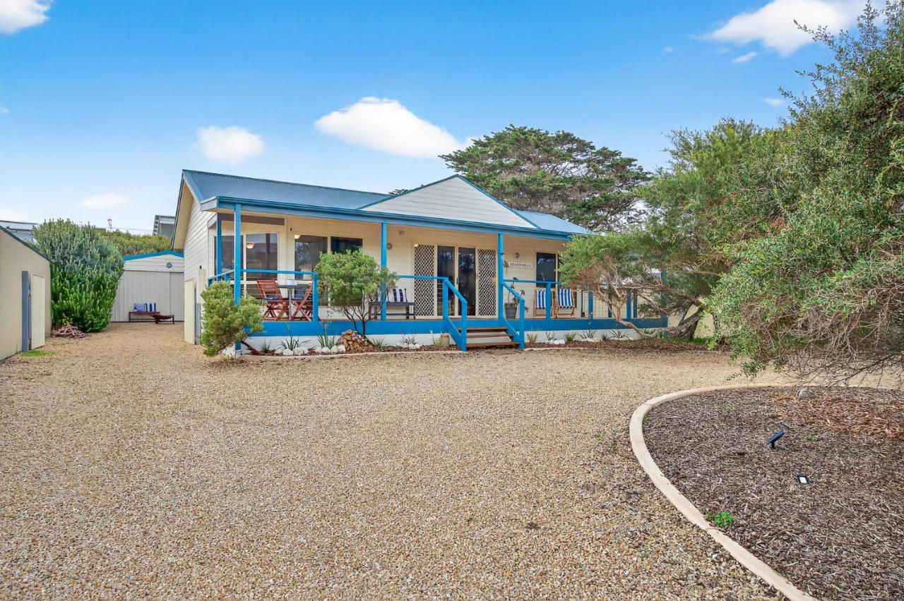 Beachwood - Fabulous Front-Row Goolwa Beach, Pet Friendly - B&B