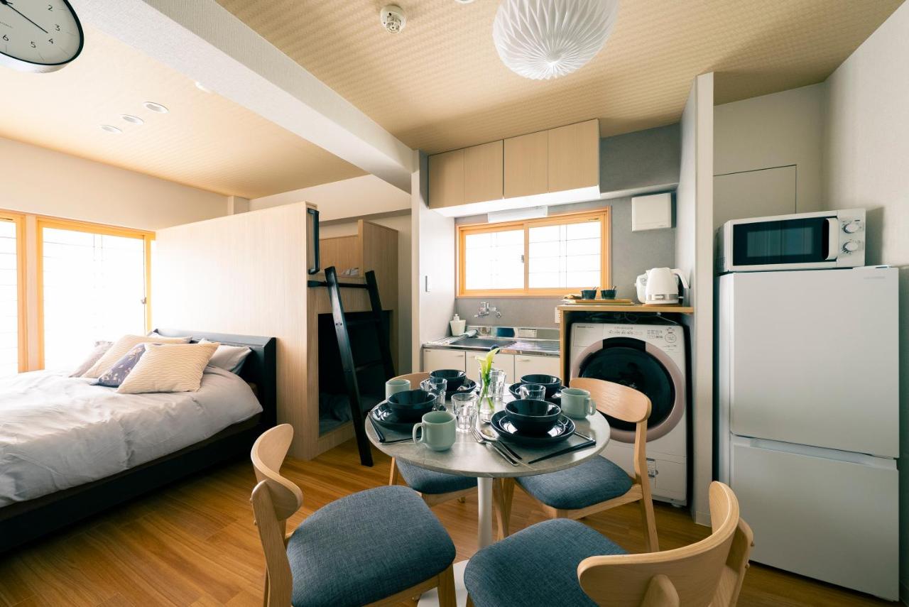 Yokohama Classic Apartment - Bed and Breakfast Yokohama