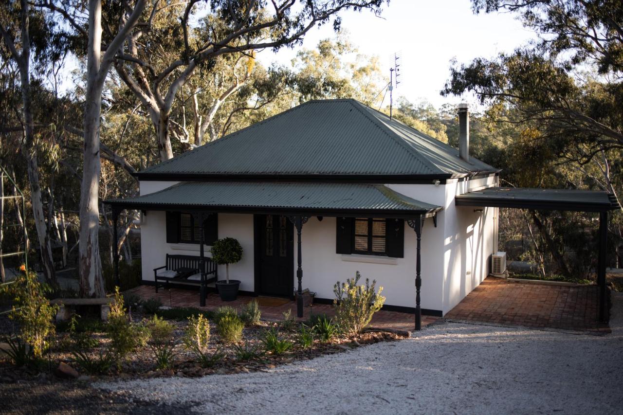 One-Bedroom Cottage - Fettlers Cottage