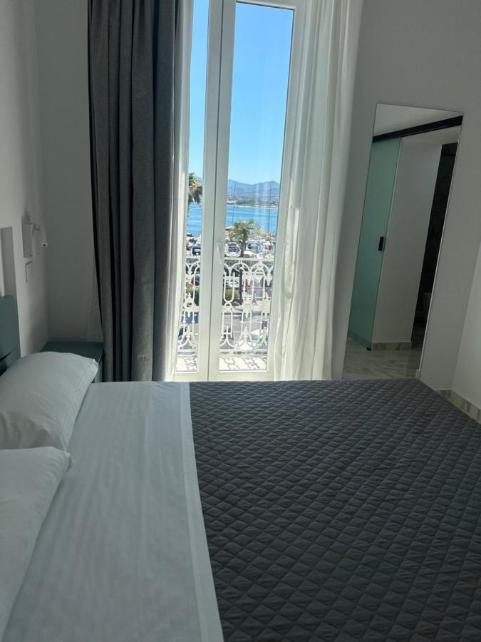 Quadruple Room with Sea View