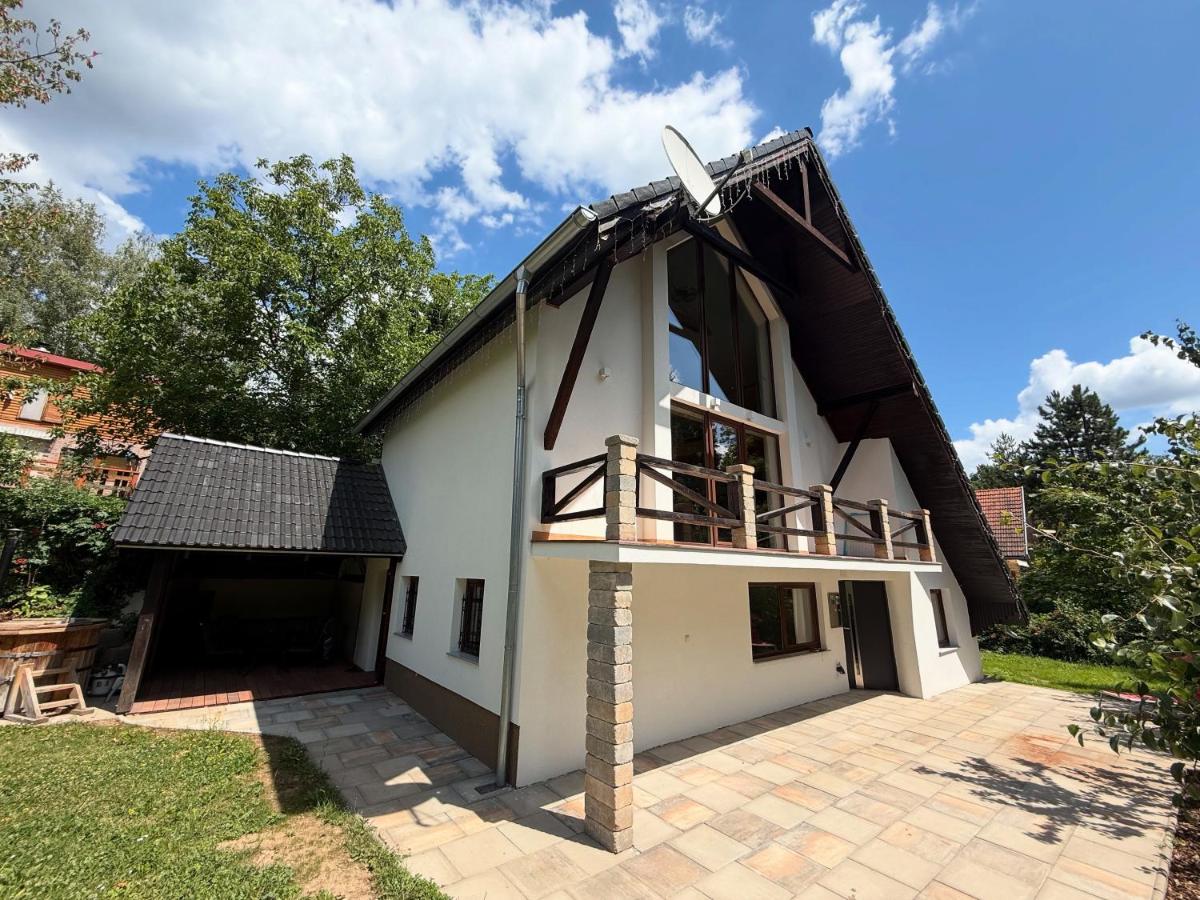 Chata Ružiná - B&B