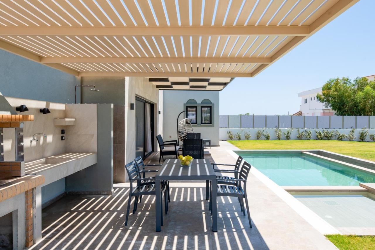 Villa con 2 Camere da Letto