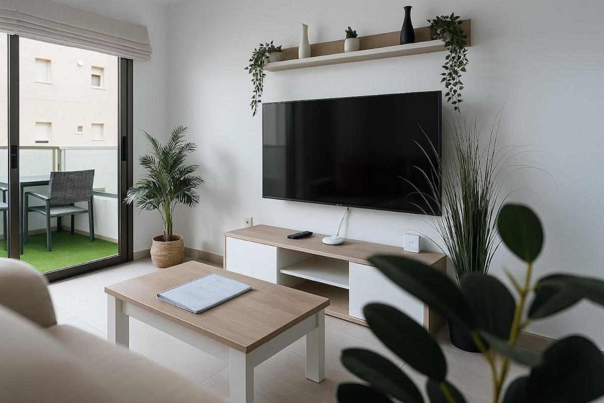 Apartamento en Villajoyosa playa y piscina verano e invierno - Ferienwohnung Villajoyosa