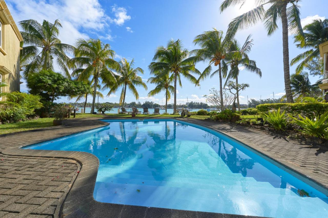Three-Bedroom Apartment with Ocean View