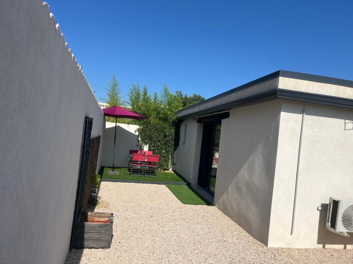 Maison de 40m2 avec jardin de 50m2 - Bed and Breakfast Orange