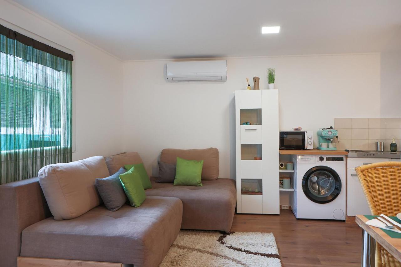 Gunaras Apartman RT - B&B
