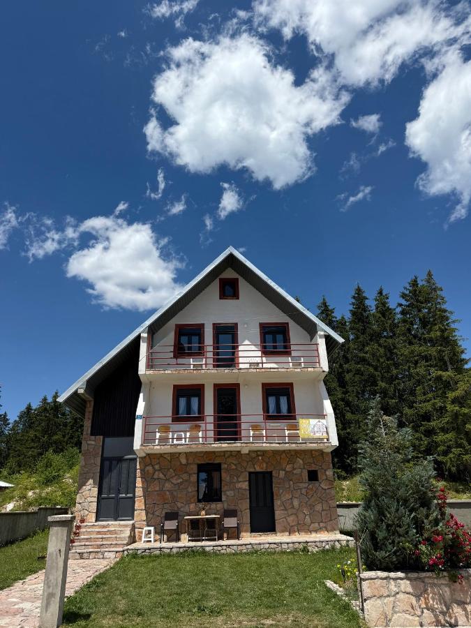 Apartmani Lakicevic - Ferienwohnung Žabljak