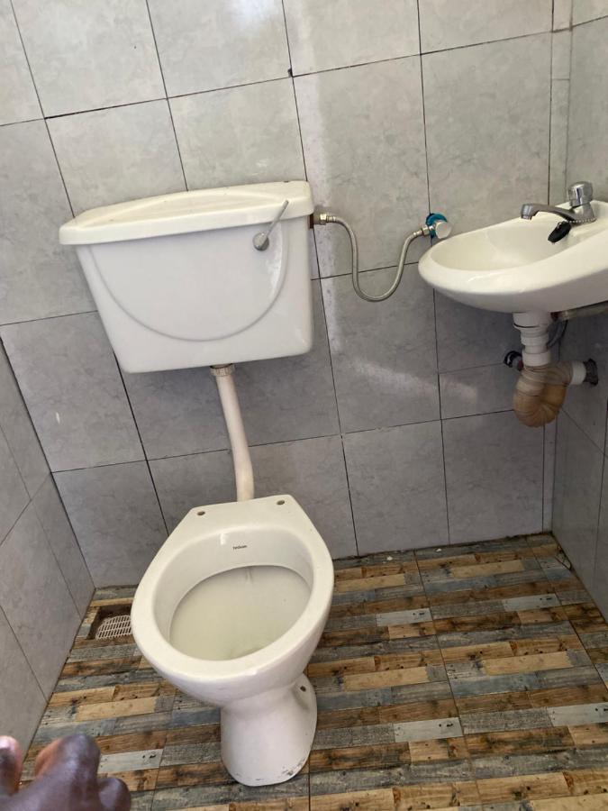 Basic Triple Room with Shared Bathroom