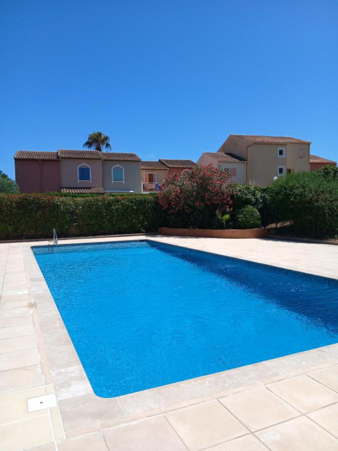 Appartement T2 à la Croix Valmer piscine et tennis - B&B La Croix-Valmer