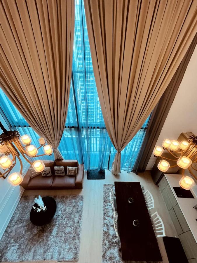 Vogue Homes at i-City - WiFi TV Box & 1 Carpark - Chambres d'hôtes Shah Alam
