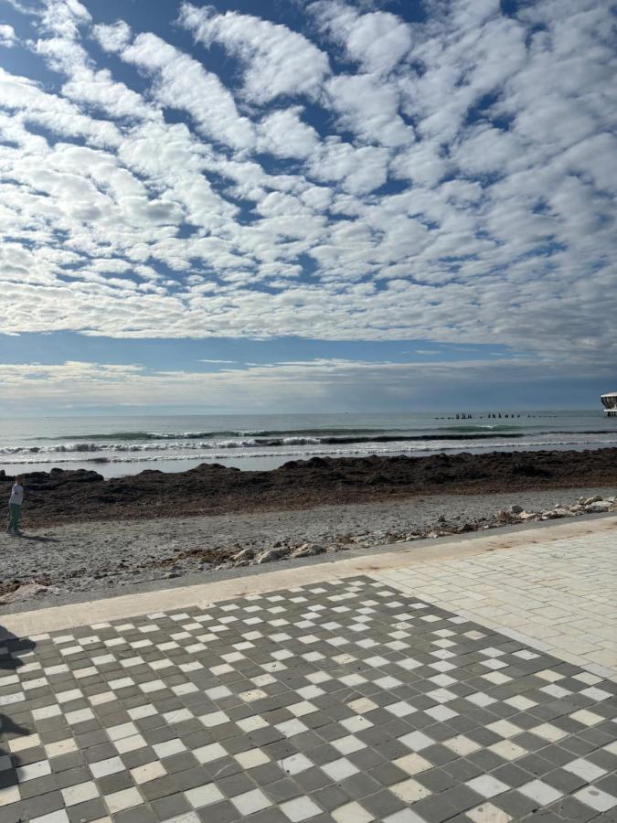 Balcony on the sea - Bed and Breakfast Durrës